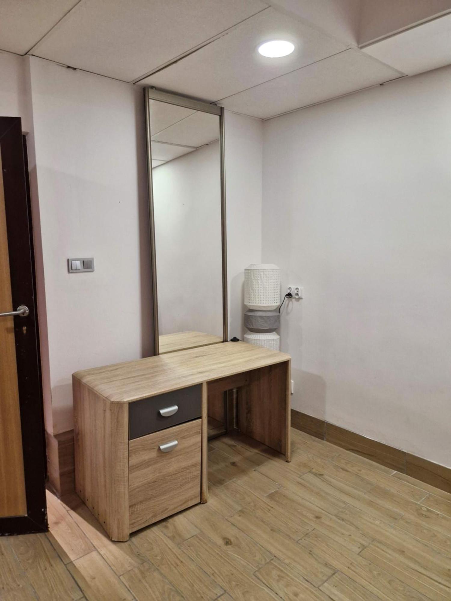 Hostel Przy Metro Wierzbno Warszawa