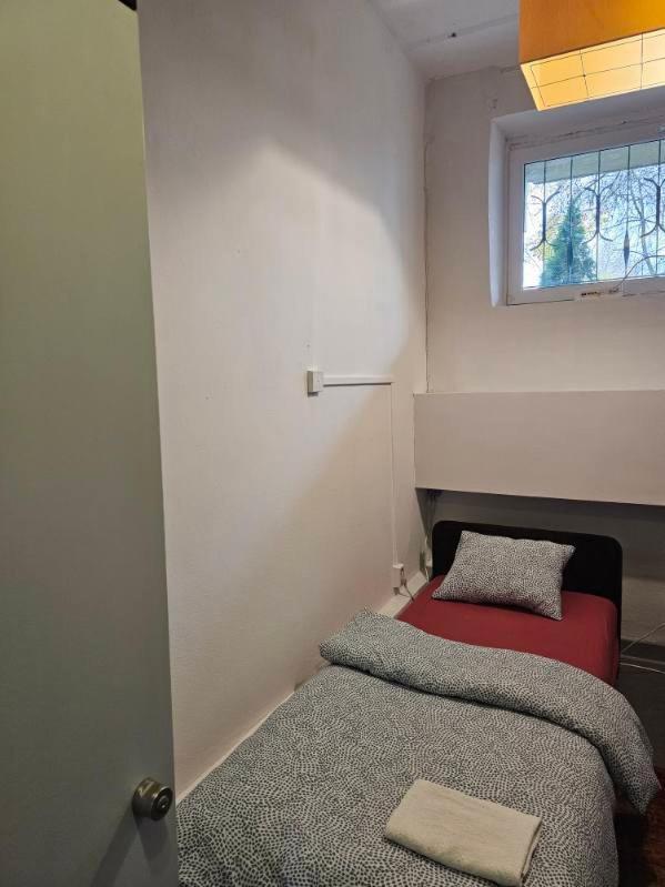 Przy Metro Wierzbno Hostel Warszawa